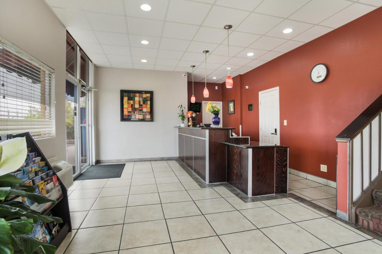 Americas Best Value Inn Tulsa I-44 Oakhurst Dış mekan fotoğraf